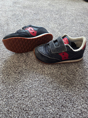 SAUCONY 9.5 wide, blue and red - jazz low pro 9-1/2 (Lil' Kid)